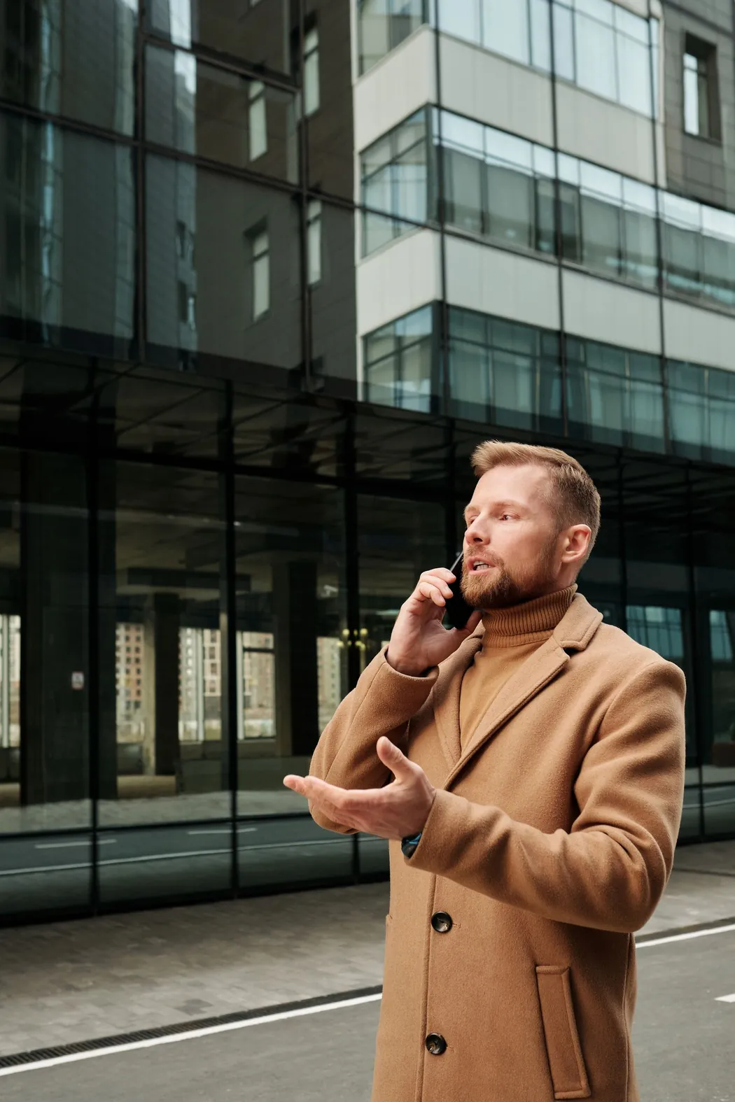 Professionnel en appel téléphonique